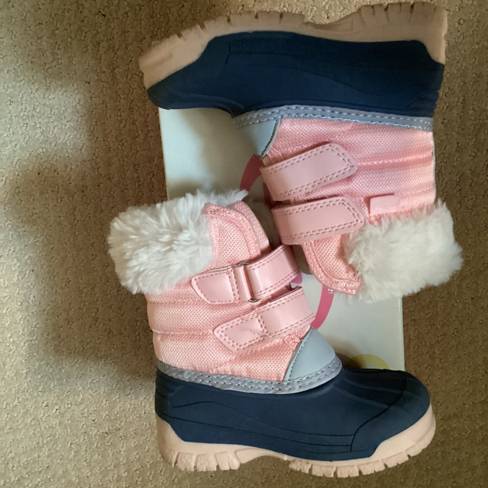 OshKosh B'gosh Winter Boots Sz 5 fur lined Velcro straps waterproof - Picture 4 of 11